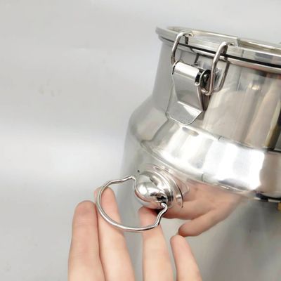 Το έξοχο γάλα ανοξείδωτου πυκνά 0.8mm μπορεί μικρή σφραγισμένη 8L αποθήκευση